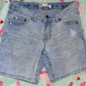 Levi's